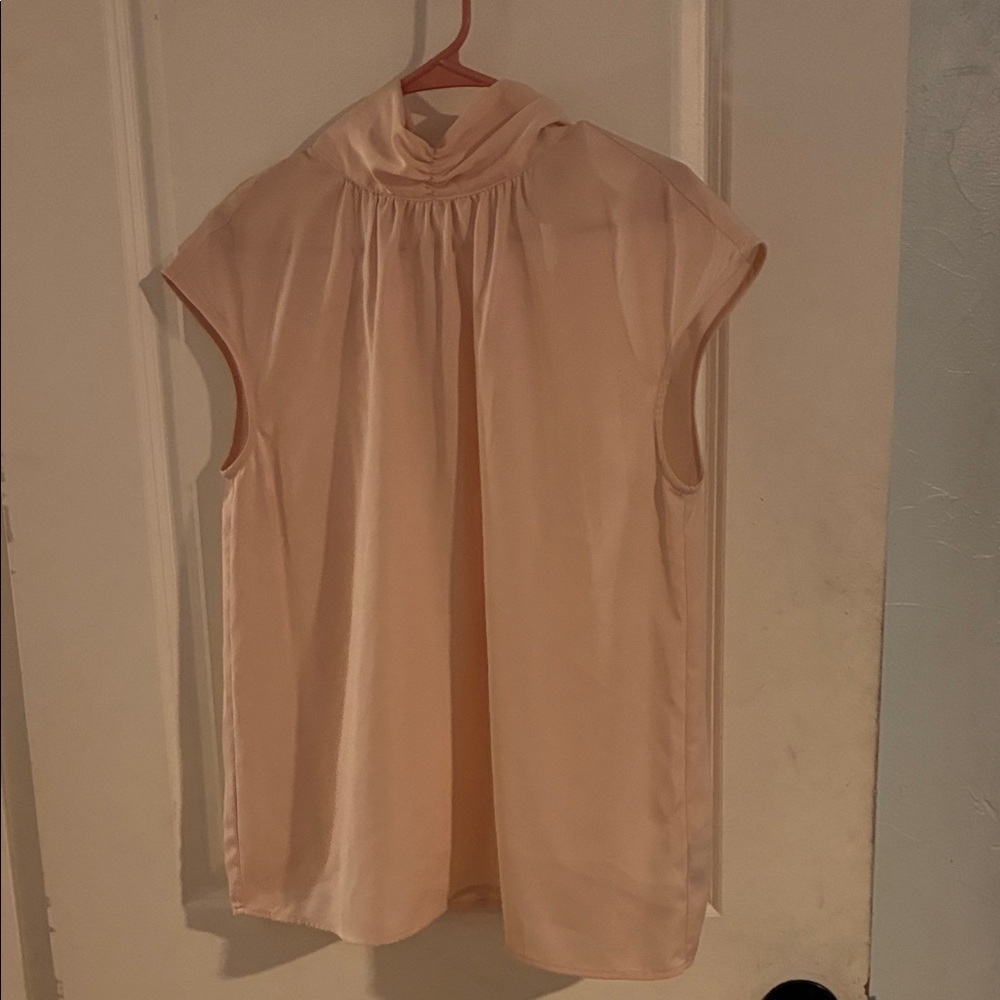 Who What Wear Blush Pink Sleeveless Blouse